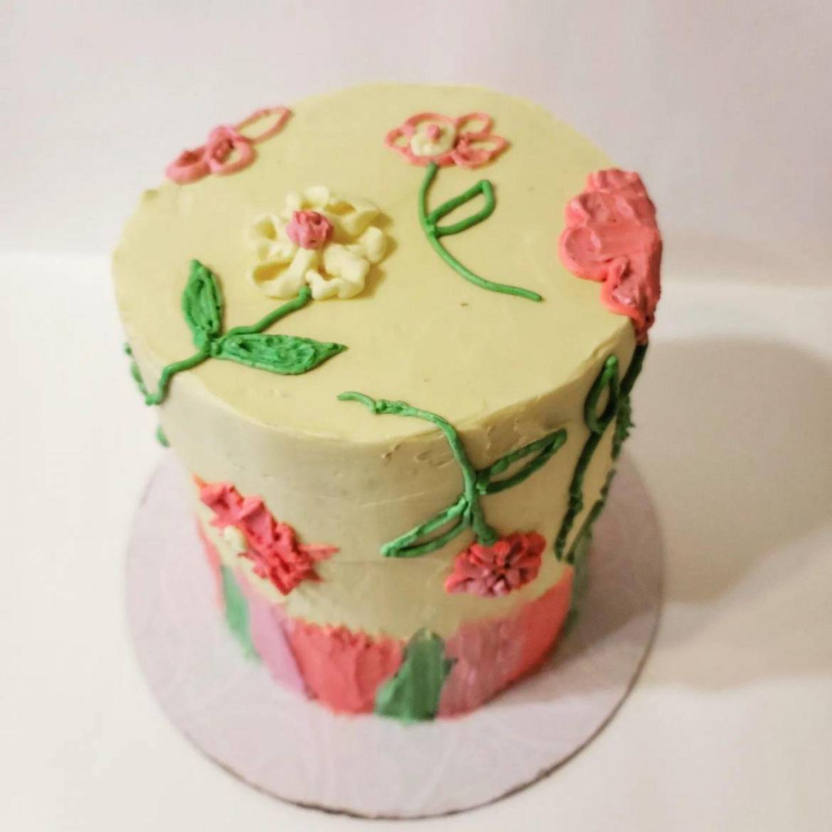 Custom-Cakes1.jpeg